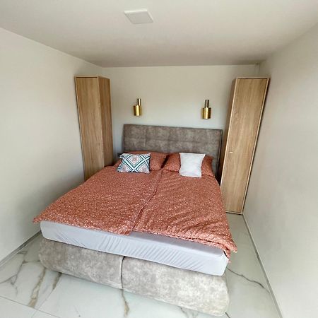 Luxury Apartments In Balatonalmadi, Almadi Lux Apartman III - Pure Gold 外观 照片